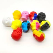 Pack de 10 siliconas de 3ml con forma de calavera.  Colores surtidos.