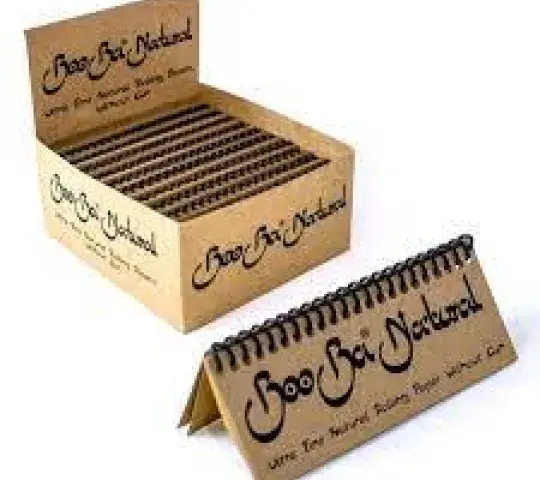 Display de 25 unidades.  Cada unidad contiene 48 hojas sin pegamento.  Medidas: 110mm x 44mm.