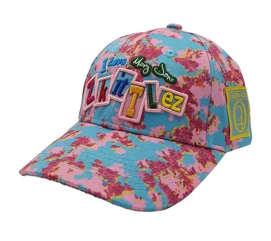 Gorra de colección "Lauren Rose"  Modelo: Zkittlez Camo 420.  LR23.